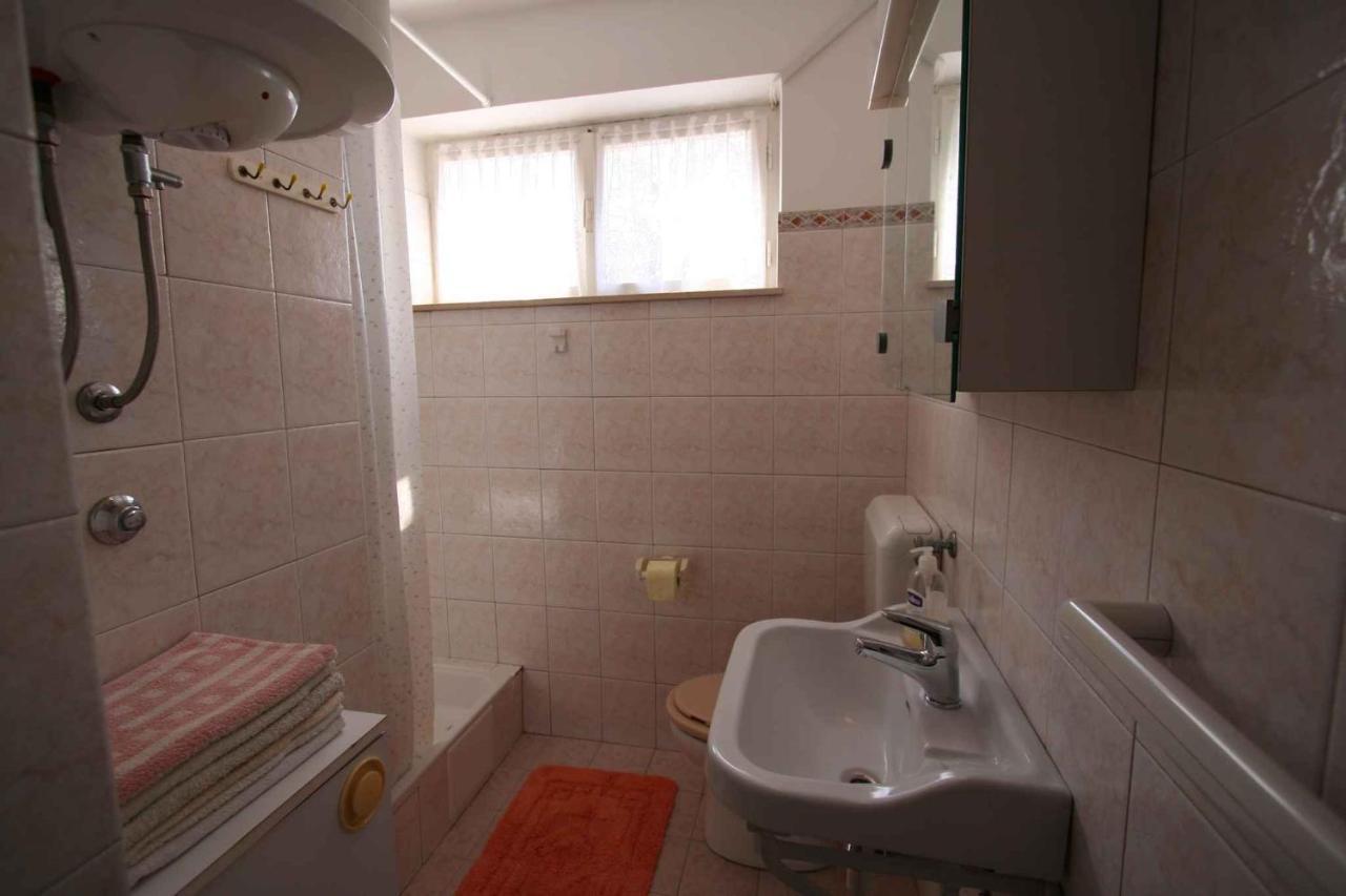 Apartment In Silo/Insel Krk 14533 Kültér fotó